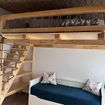 Hof-idyll Mit Fasssauna / Spielplatz Fuer Kids *