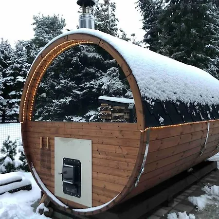 Hof-idyll Mit Fasssauna / Spielplatz Fuer Kids Apartman Weißwasser