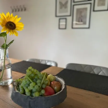 Hof-idyll Mit Fasssauna / Spielplatz Fuer Kids * Weißwasser