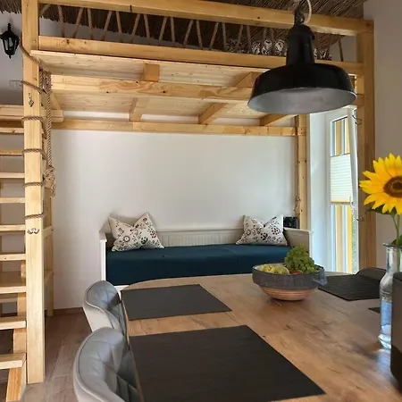 Hof-idyll Mit Fasssauna / Spielplatz Fuer Kids *